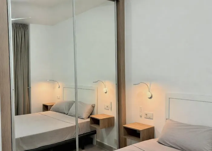 The - Torre La Roca *